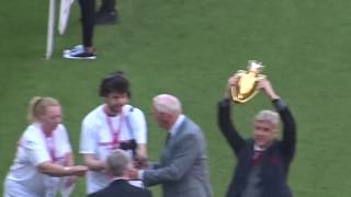 Arsene Wenger guard of honour amp golden trophy  Clock End [upl. by Aihsekin]