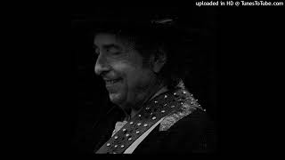 Bob Dylan live  The Lonesome Death Of Hattie Carroll  Munchen 04 04 2009 [upl. by Ern]