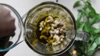 Receita de Pesto de Castanha de Caju  Aprenda a fazer este incrível molho vegano  Velivery [upl. by Asatan]