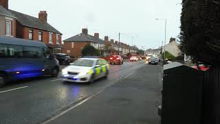 HeddluNorth Wales Police car on 999 emergency response Chester Road Y Fflint CymruWales 211124 [upl. by Astrahan614]