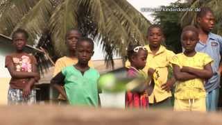 Nach dem Bürgerkrieg Liberia Der Aufbau geht für die Kinder langsam voran  SOSKinderdörfer [upl. by Nyrraf]