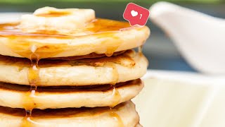 RECETTE PANCAKES A LA BANANE SIMPLE ET RAPIDE [upl. by Accisej]