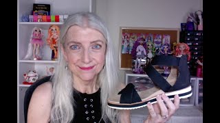 HOW I STYLE MY LIFE STRIDE ZOOM SANDALS [upl. by Samanthia]