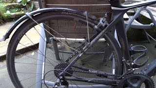 SKS Raceblade Mudguards on a Giant TCR Advanced [upl. by Adnoma]