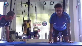 Treino de Neymar no PSG pré temporada [upl. by Ylrebnik]