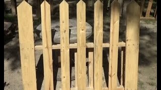 How To Make A Simple Pallet Wood Picket Fence [upl. by Conover]