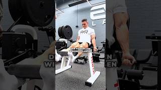 Muskulöse Beinvorderseite aufbauen Brutaler Legday für Quads legday trainingtips bodybuilding [upl. by Macpherson518]