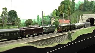 Trains miniatures  Montélirail 2016 le réseau ho de lAlpazur 38 Ligne AlpesMaurienne [upl. by Tien]