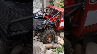 Element enduro sendero back yard crawl rcrockcrawler element holms rccarbashing teamassociated [upl. by Leanne]