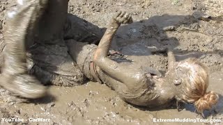 Cute Girls Playing In The Mud At Run What Ya Brung Mud Bog [upl. by Alexandria]