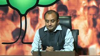 Dr Sudhanshu Trivedi reply to caste issue raised by Congress  9th May 2014 [upl. by Gilbertson944]