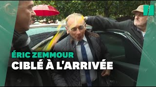 À Moissac Éric Zemmour visé par un jet d’œuf [upl. by Lladnew]