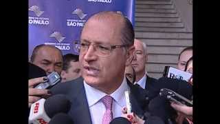 Alckmin participa do lançamento do catálogo de CTs para Copa 2014 [upl. by Panchito]