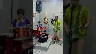 Daneswara si drummer cilik cover iwan fals yang terlupakan [upl. by Heiney]