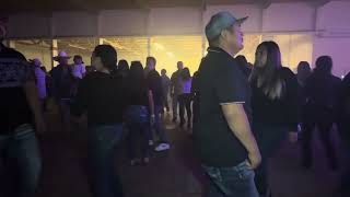 Bailando 💃💃 Chilenas con Grupo Dceo de los Hermanos Trinidad en Oregon [upl. by Obala]