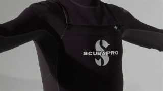 SCUBAPRO Everflex 32 Steamer CZip  Scubalab 60 seconds [upl. by Sigmund]