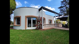 Nestenn Golfe du Morbihan  Maison avec piscine à vendre  Locminé [upl. by Ardnuas]