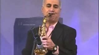 Aldo Siboni MOLIENDO CAFE sax contralto [upl. by Cahan]