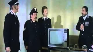 Italo Vegliante nel film I CaraBBinieriLa pantera rosa [upl. by Einnus]