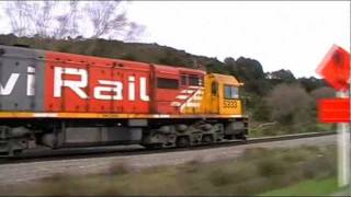 Pacing a Coal Train Reefton NZ [upl. by Jami]