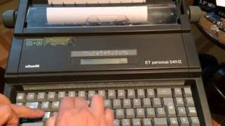 Máquina de escribir Olivetti eléctrica [upl. by Ecam160]