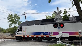 Railroad Crossing Carlstadt US  Berry Ave  New Jersey [upl. by Ecilef]