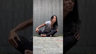 SEATED TORSO CIRCLES warmupexercise yogapose boostenergy seatedyoga shortvideos [upl. by Connelly]