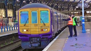 Thameslink Class 319  319217 Brighton Still In Southern Colours  319436 At Brighton [upl. by Enobe848]