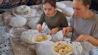 ITO YUNG LUNCH NG MGA CZECHS NA PANG MERYENDA LANG NG MGA PINOY Pinoy living with Czech inlaws [upl. by Church158]