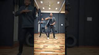 Mere Samne wali Khidki Mein  Dance cover styledanceclass sureshraochoreography sanam meresamne [upl. by Damon606]