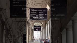 Uffizi Galleries Entrance travel italy florence italytourism art travelplan ticket wait [upl. by Aguie]