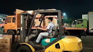 Forklift Counter Balance Loading barang dengan aman [upl. by Radbourne]