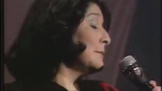 Canción de las simples cosas  Mercedes Sosa [upl. by Neeleuqcaj]