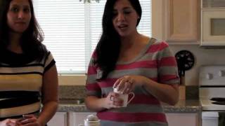 Pampered Chef FlourSugar Shaker  Gadget Review [upl. by Adelina]