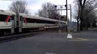 Nj transit arriving in Radburn [upl. by Alasteir]