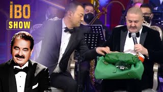 Bülent Ersoyun Çantasında Neler Var   İbo Show 2020  Yılbaşı Bölümü [upl. by Rama611]