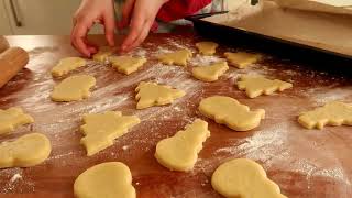 Biscuits de Noël  Recette Bredele  Biscuits Sablés  Butterbredele  Bredele Alsacien 👍🔝🎄 [upl. by Enwahs]