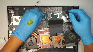 MSI GS66 Overheating Apply New Thermal Paste [upl. by Htor]