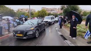 Haredim with flags in Beit Shemesh in support of fallen soldier family [upl. by Layla]