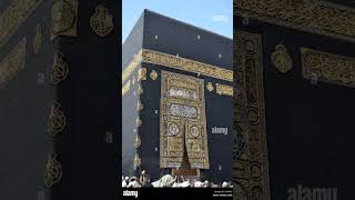 Kabe ka galaf kala he magar sukun deta he rabba is glaaf ko chumna naseef farman🤲🕋🤲 shorts [upl. by Eicul]