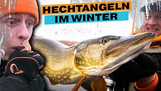 HECHTANGELN im Winter 🥶 am Bodden  FETTES GEWINNSPIEL  🔥 [upl. by Bunns]