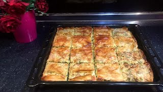 Byrek me Qepë të Njoma dhe Petë të Gatshme  Albanian Traditional Dish [upl. by Pawsner753]