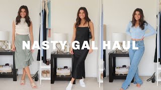 NASTY GAL SPRING OUTFITS  Viviane Audi [upl. by Skees]