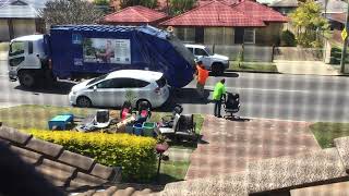 Brisbane Kerbside Collection Truck [upl. by Marras611]