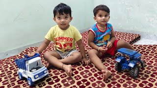 भावा भावांचा मजेशीर खेळ 😜 athang funnybaby youtubevideo brothers babyawesome jcb tractor [upl. by Bywoods]