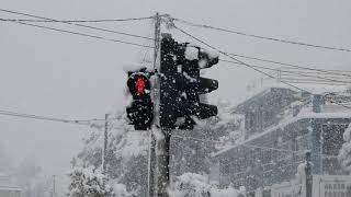 Snow in Chalandri Athens 2021  Χιόνια στο Χαλάνδρι quotΜήδειαquot 2021 [upl. by Stesha945]