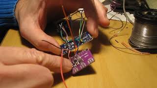 Easy cheap RF signal generator up to 225 MHz with Arduino Si5351 and OLED display [upl. by Lativa]