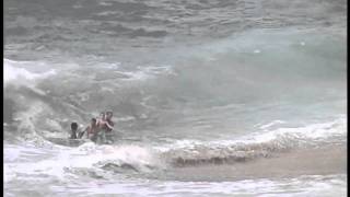 DRAMATIC RESCUE AT SUNSET BEACH HI [upl. by Nali]