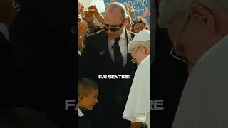 Checco Zalone guardia del corpo del papa 🤣 Scena divertente dal film Che bella giornata 🎬 [upl. by Eerrahs]