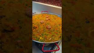 Paella 100 frutos do mar [upl. by Haelak709]